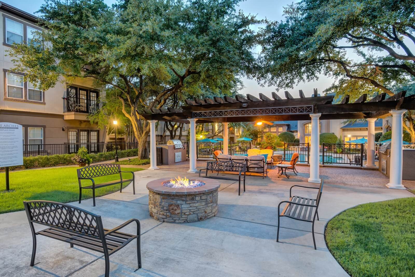 The Arches at Park Cities Apartments in Dallas, TX